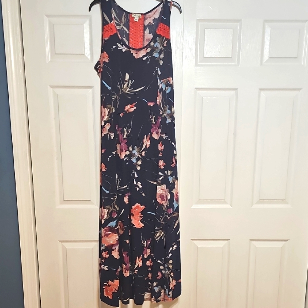 Comfortable Navy Floral Maxi Dress L